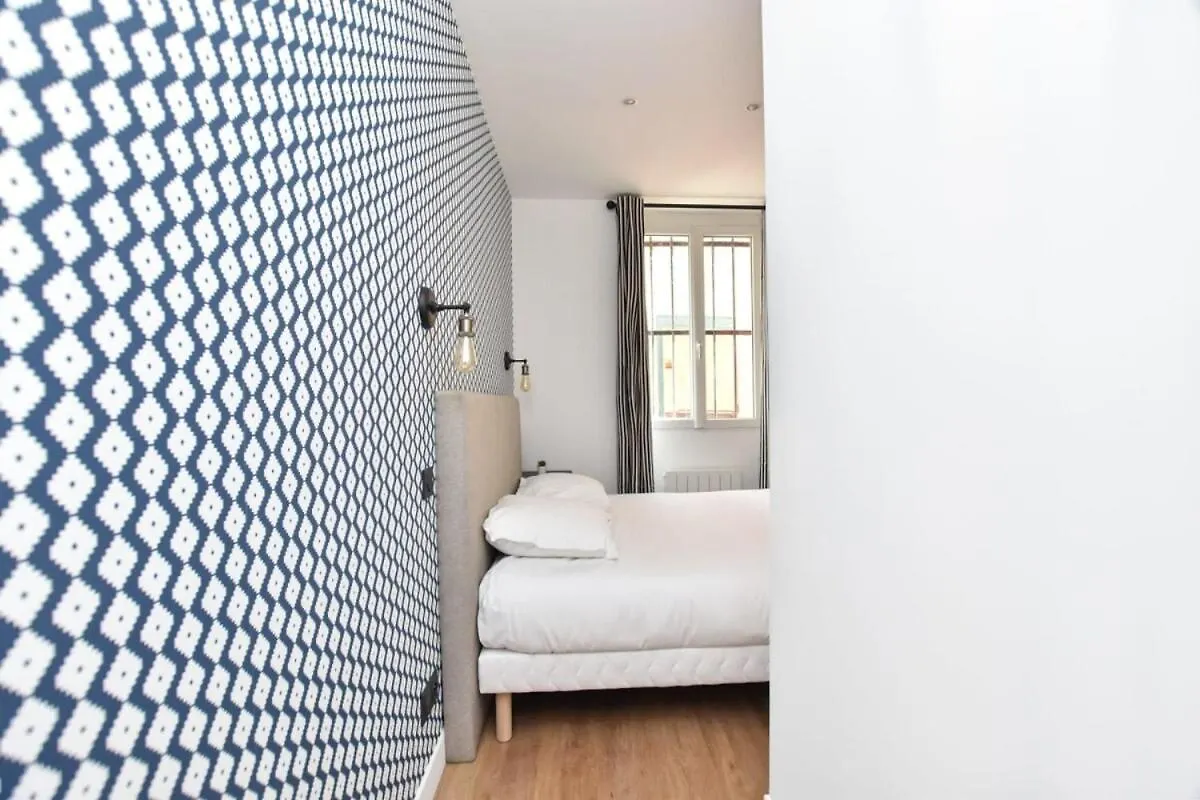 Renovated 2Bd Apartment In Parc Belleville Paris
